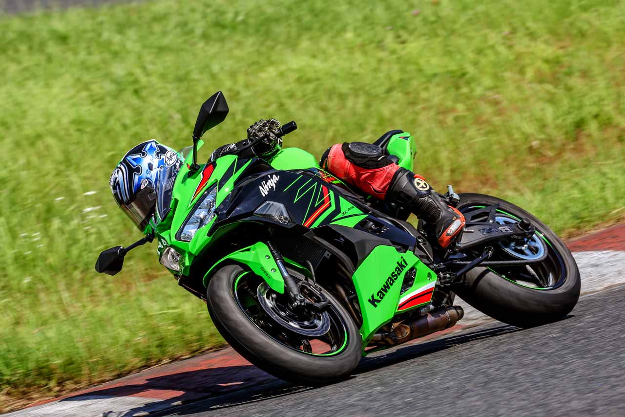 超話題の400cc4気筒を中野真矢が吟味！【KAWASAKI Ninja ZX-4RR KRT