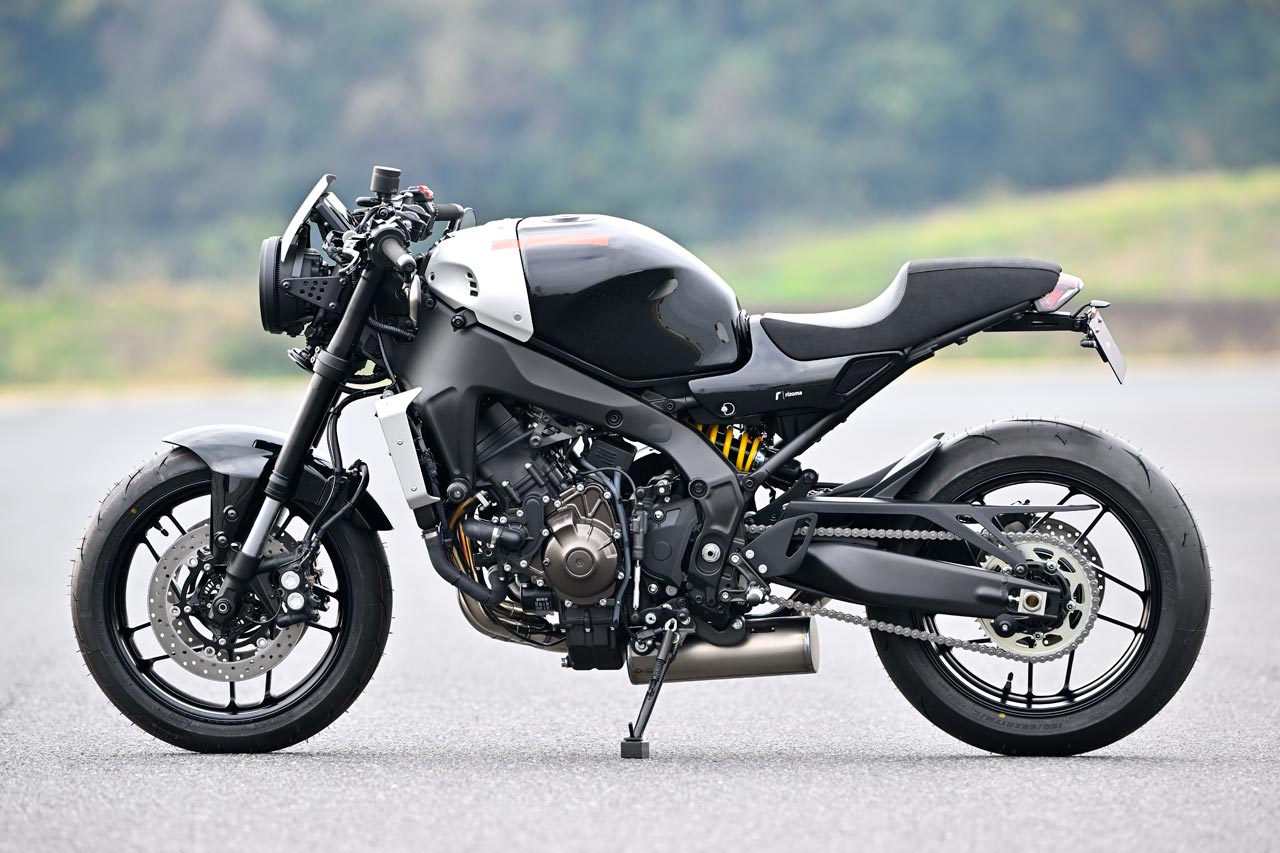 YAMAHA XSR900 Build by rizoma