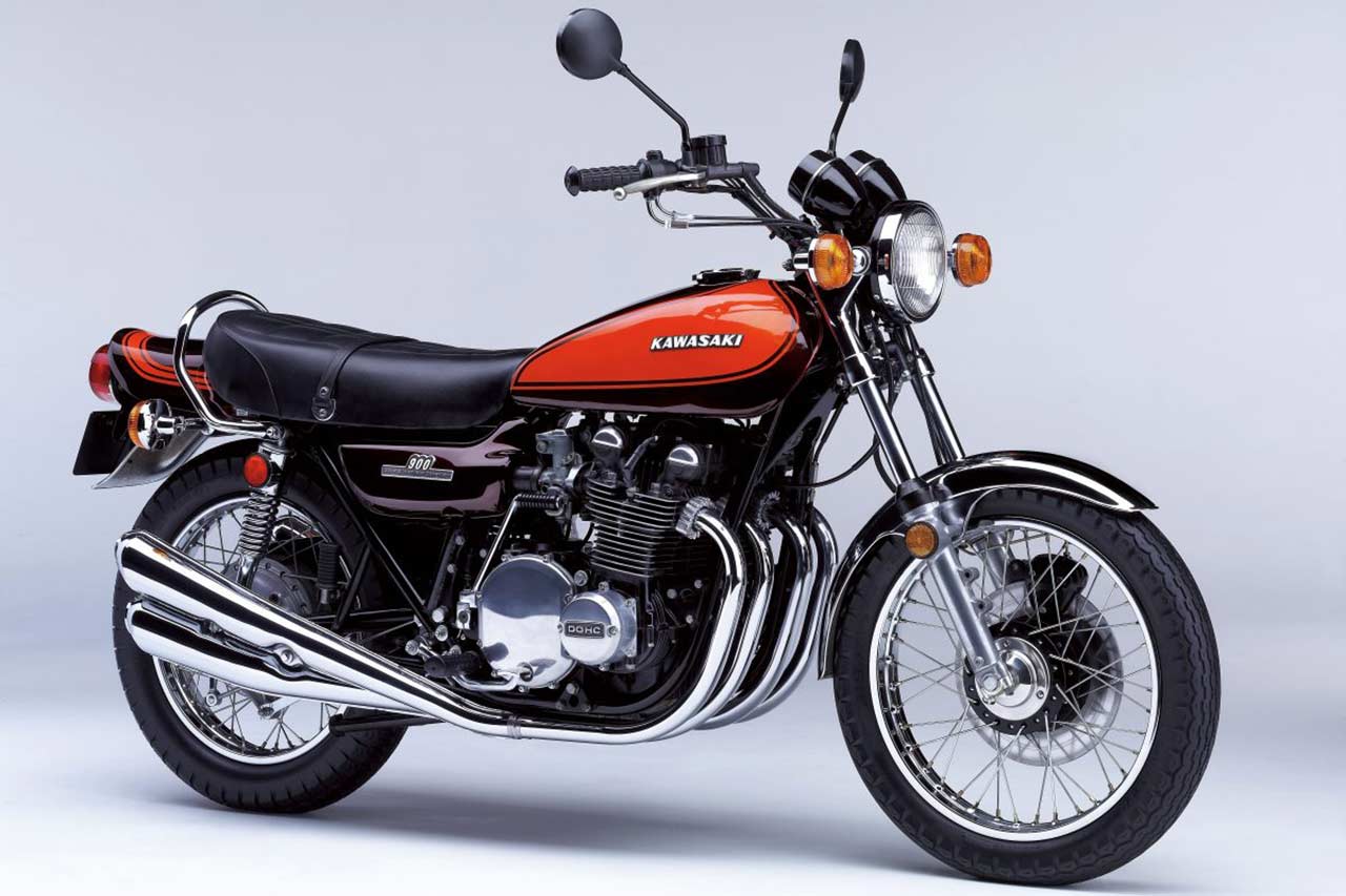 【1972年 900Super4 Z1】 CB750フォアに遅れること3 年、Z1は1972 年に登場。するすべてのバイクを凌駕する世界一のバイクを目指してつくり込まれた。不滅の名車と呼ばれるZ1神話はここから始まった