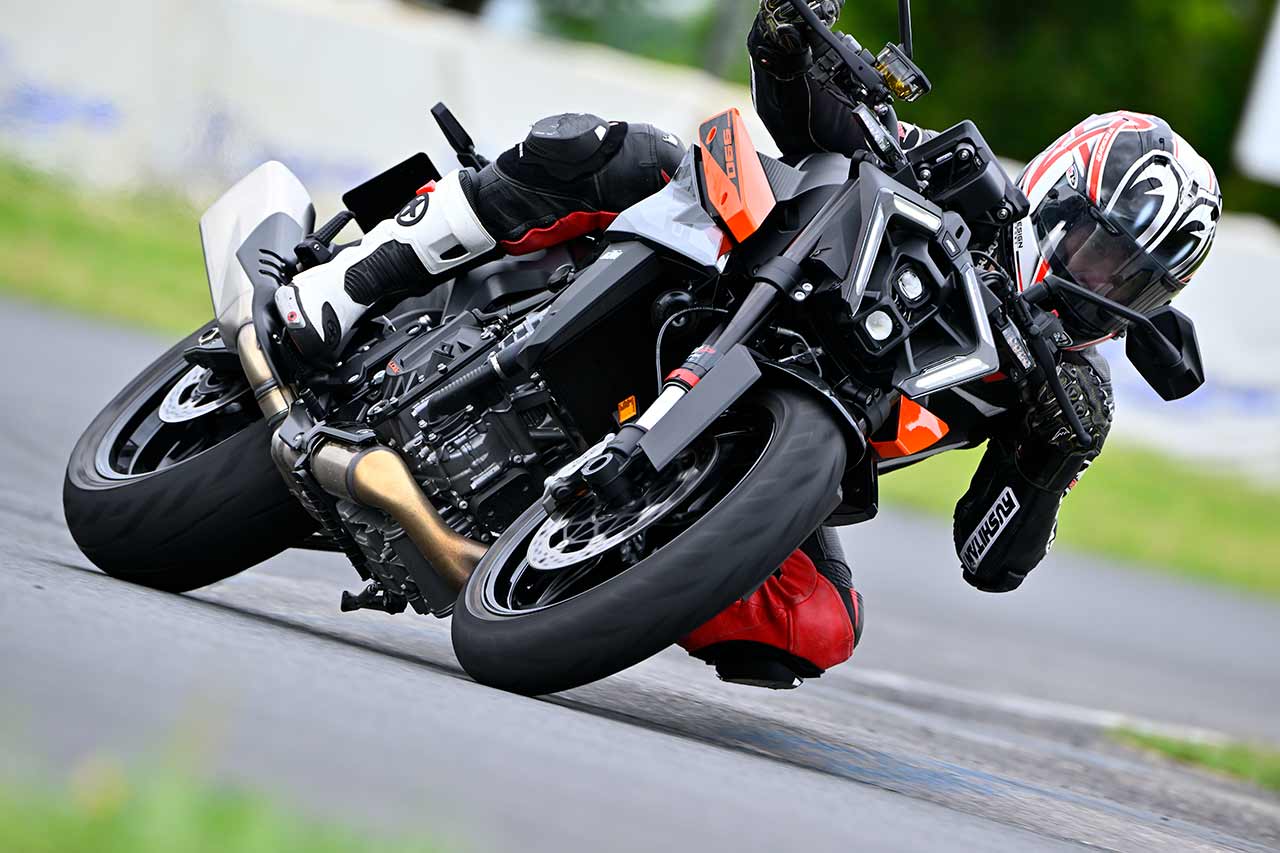 KTM 1390 SUPER DUKE R EVO