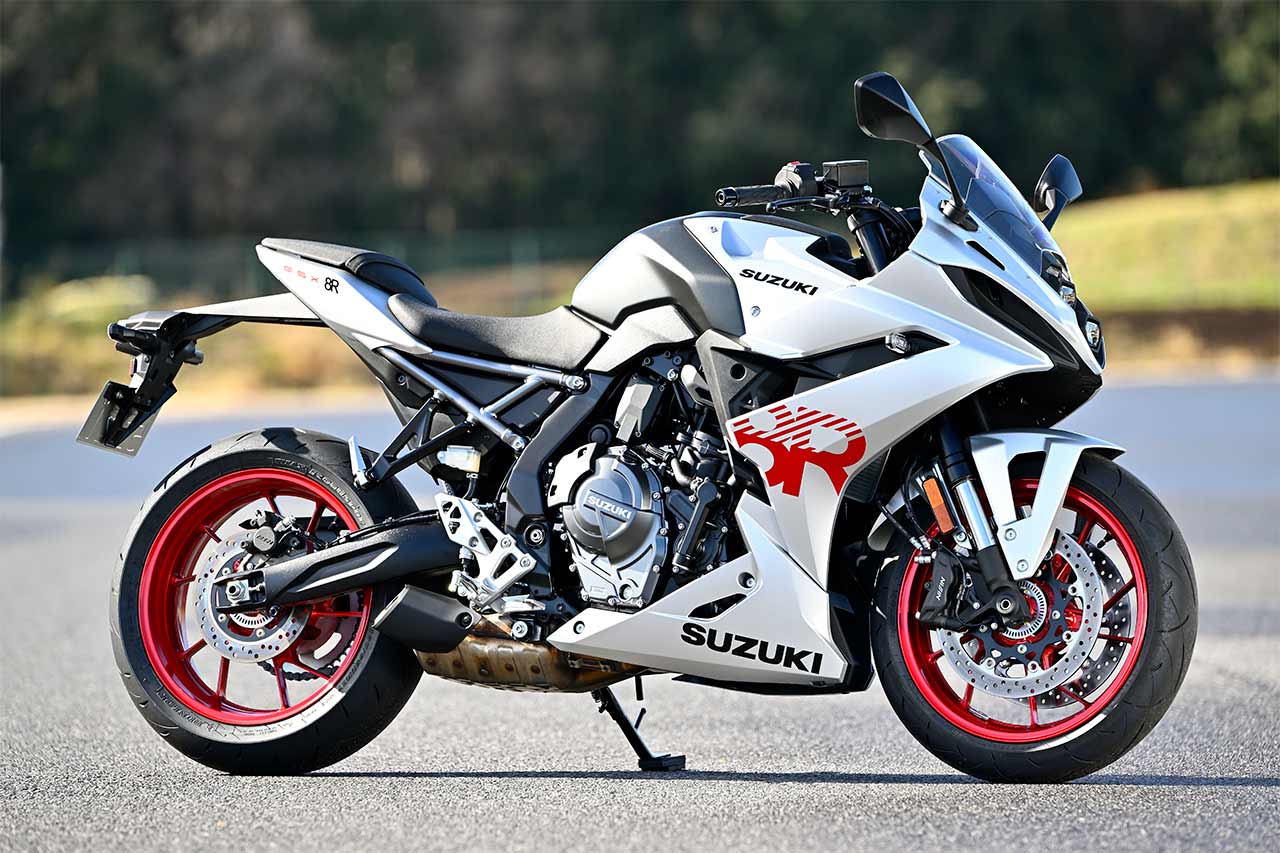 SUZUKI GSX-8R