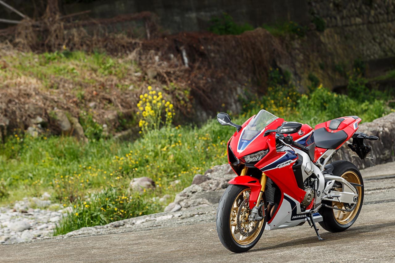 HONDA CBR1000RR SP