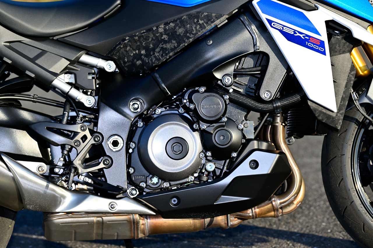 高性能なGSX-R1000のエンジンをストリート向けにチューニング。全域でコントローラブル